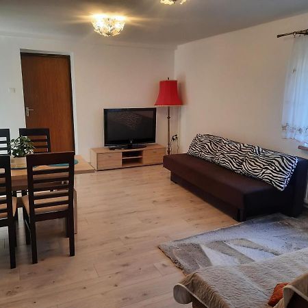 Apartament Kwiatowa 피에초비체 외부 사진