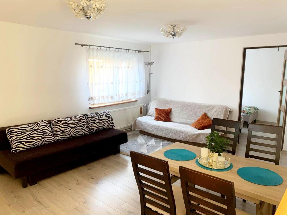 Apartament Kwiatowa 피에초비체 외부 사진